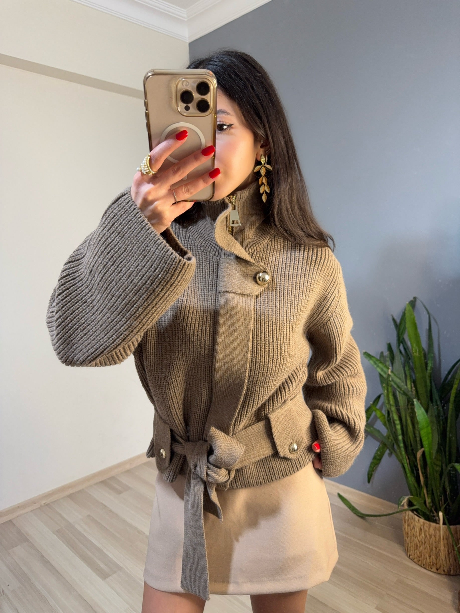 Kuşaklı hırka kazak