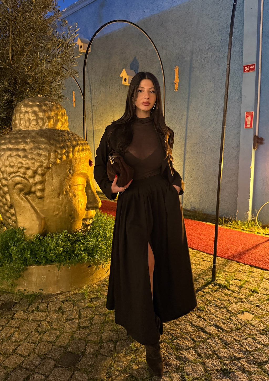 Pileli önden yırtmaçlı acı kahve etek