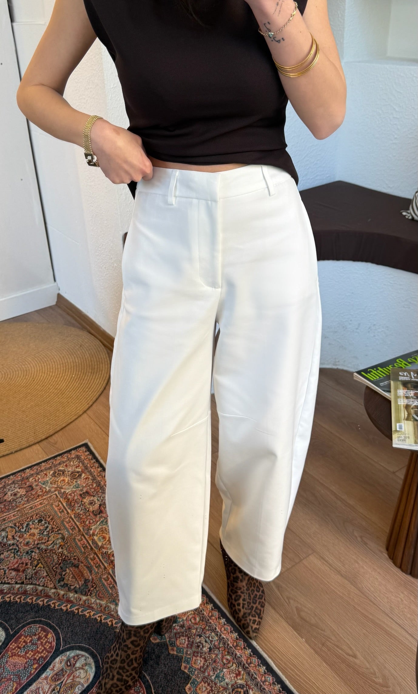 Skatter beyaz kumaş pantolon