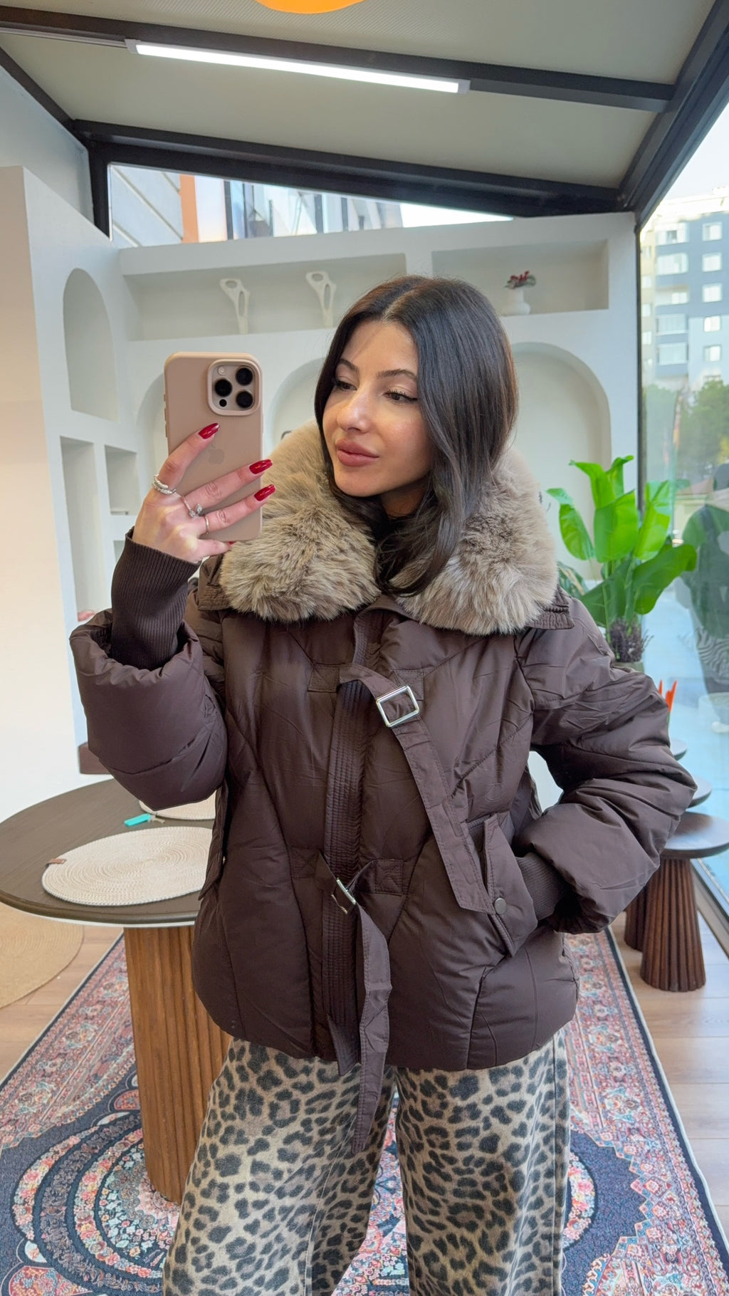 Kahve yaka kürk ithal mont