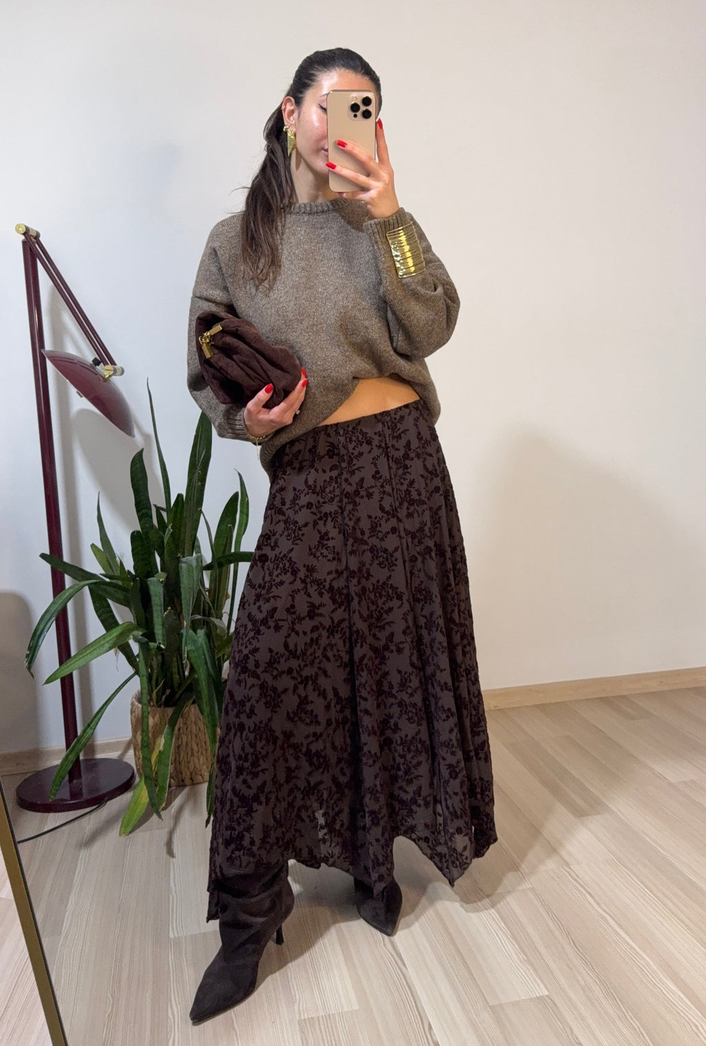 Kadife dokulu tül asimetrik etek