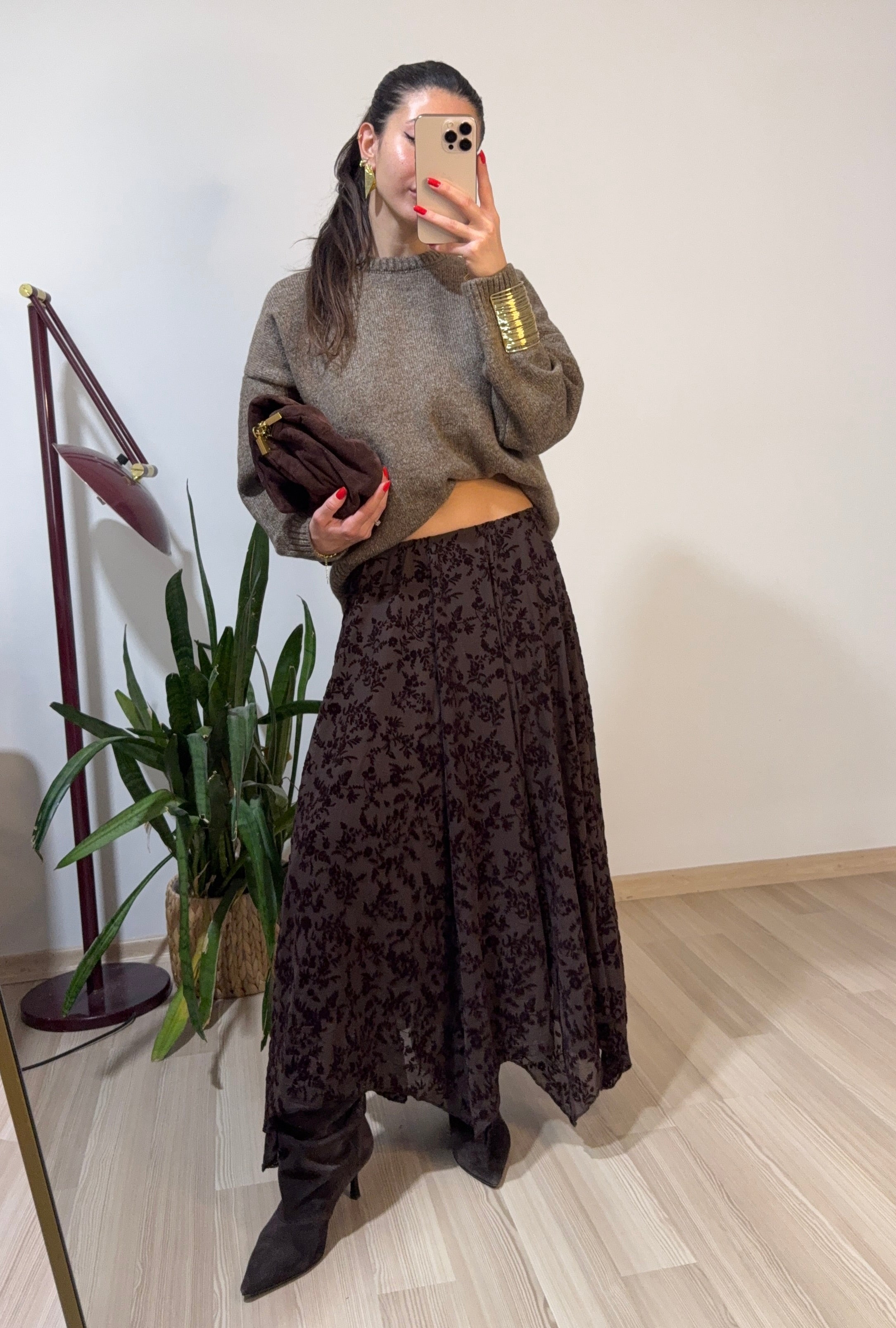 Kadife dokulu tül asimetrik etek