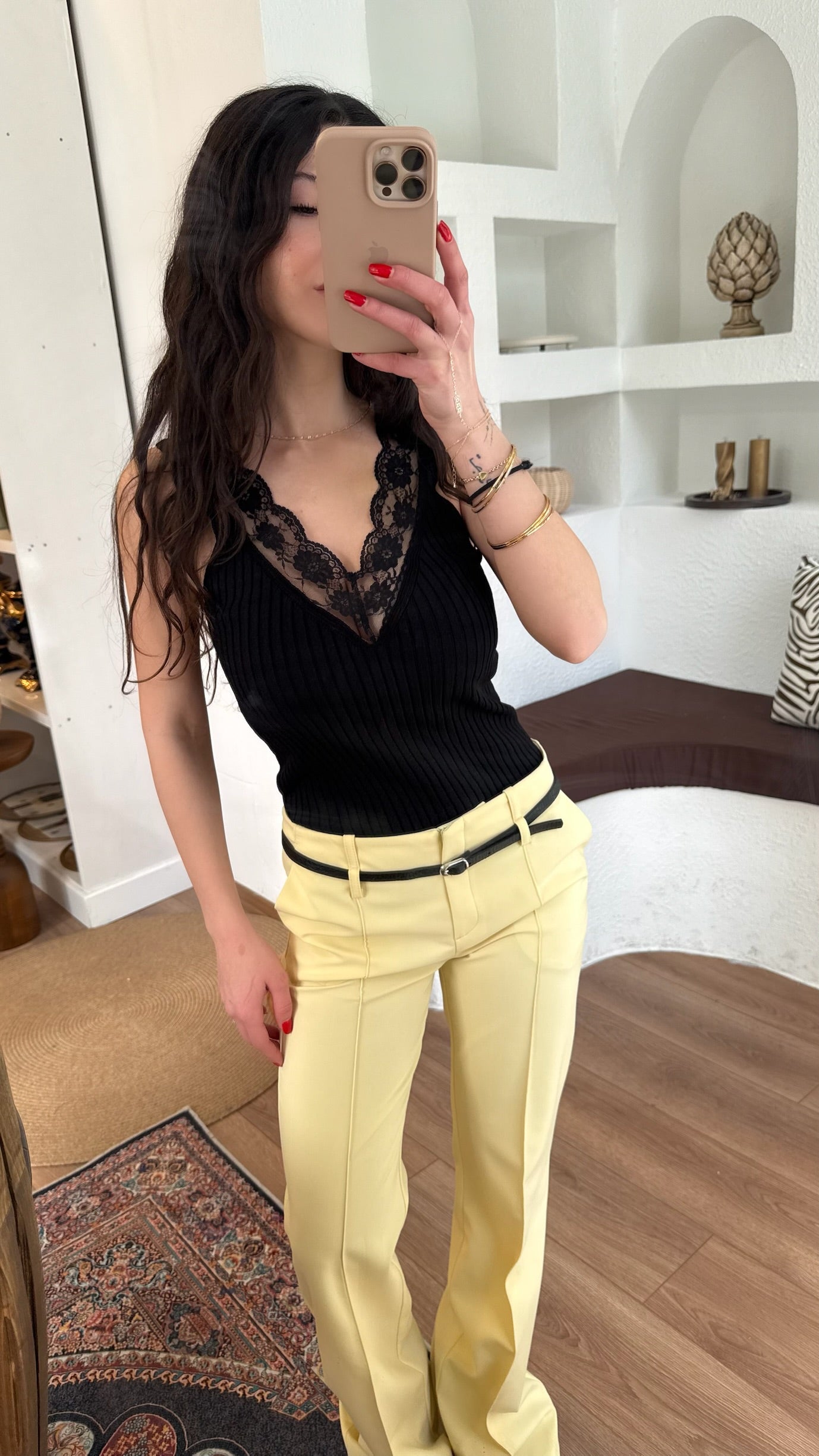 Dantel iç yaka bluz