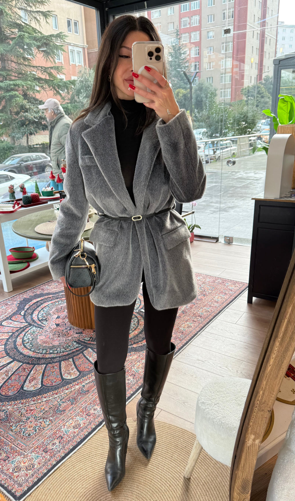 Kırçıl kemerli gri ceket