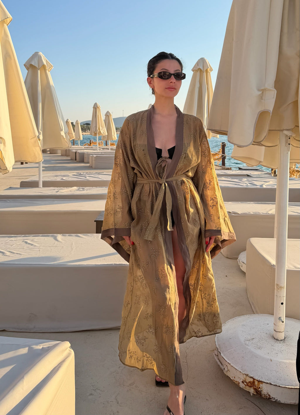 Kuşaklı işleme kimono-haki