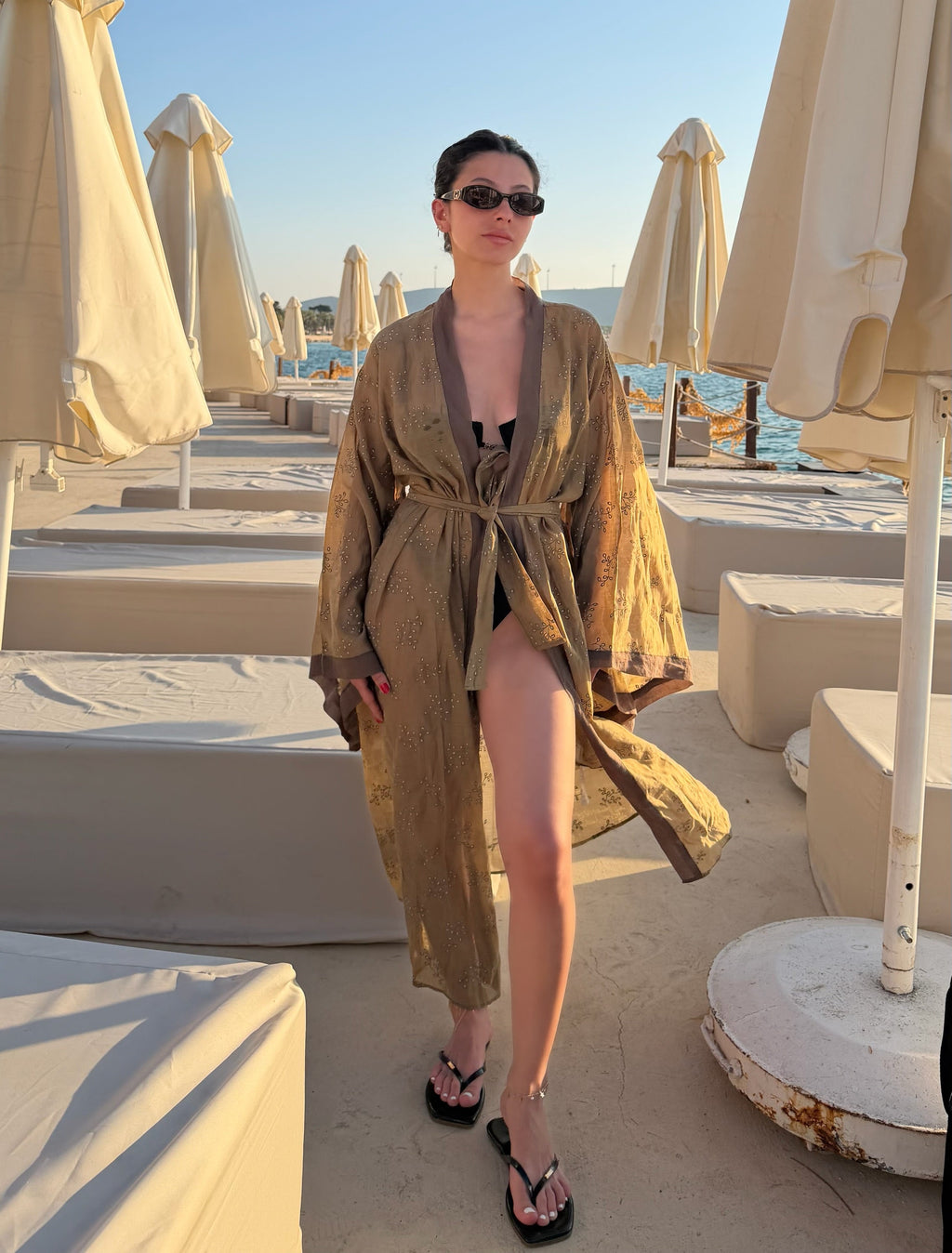 Kuşaklı işleme kimono-haki