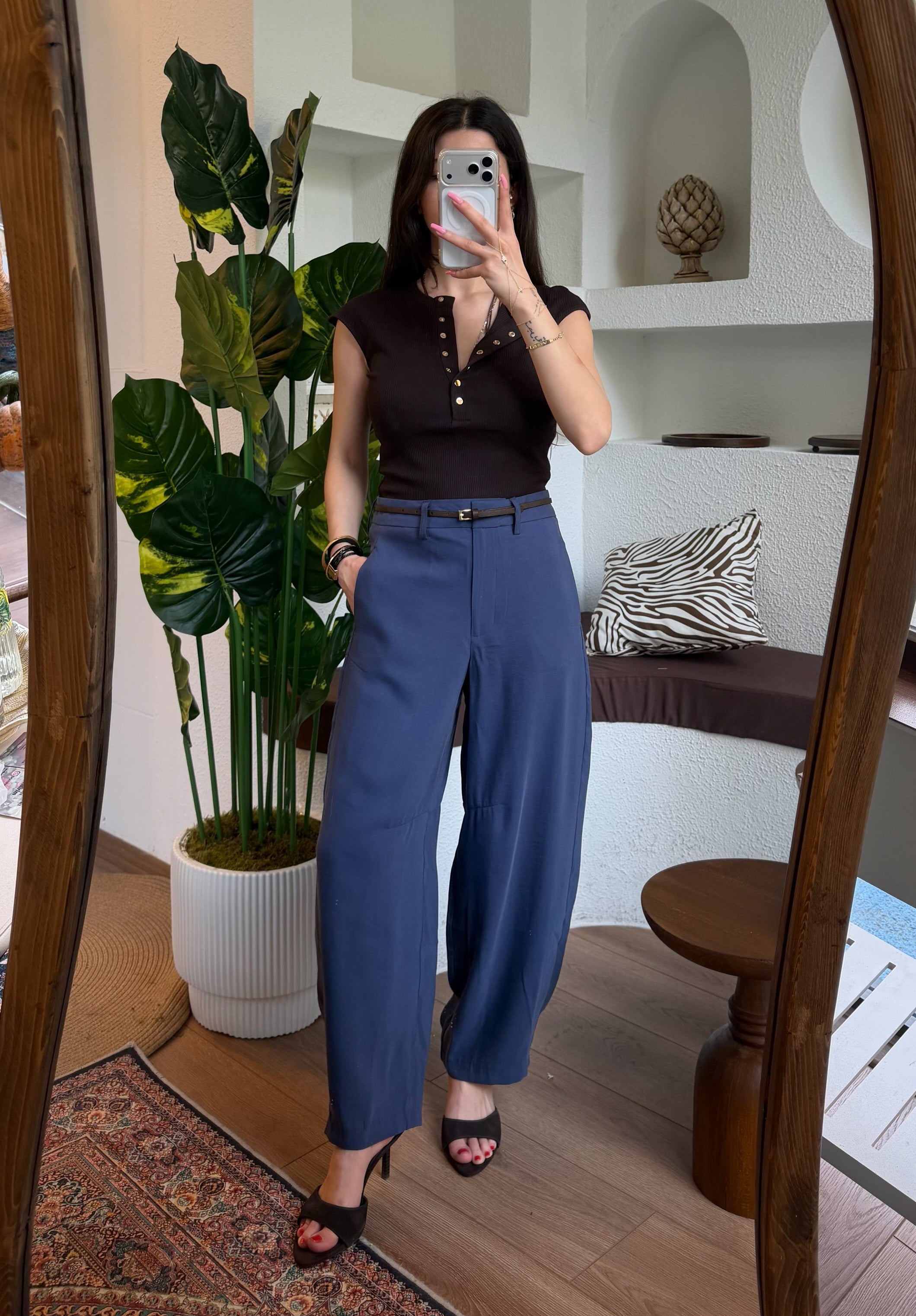 Resrvd laci kemerli pantolon