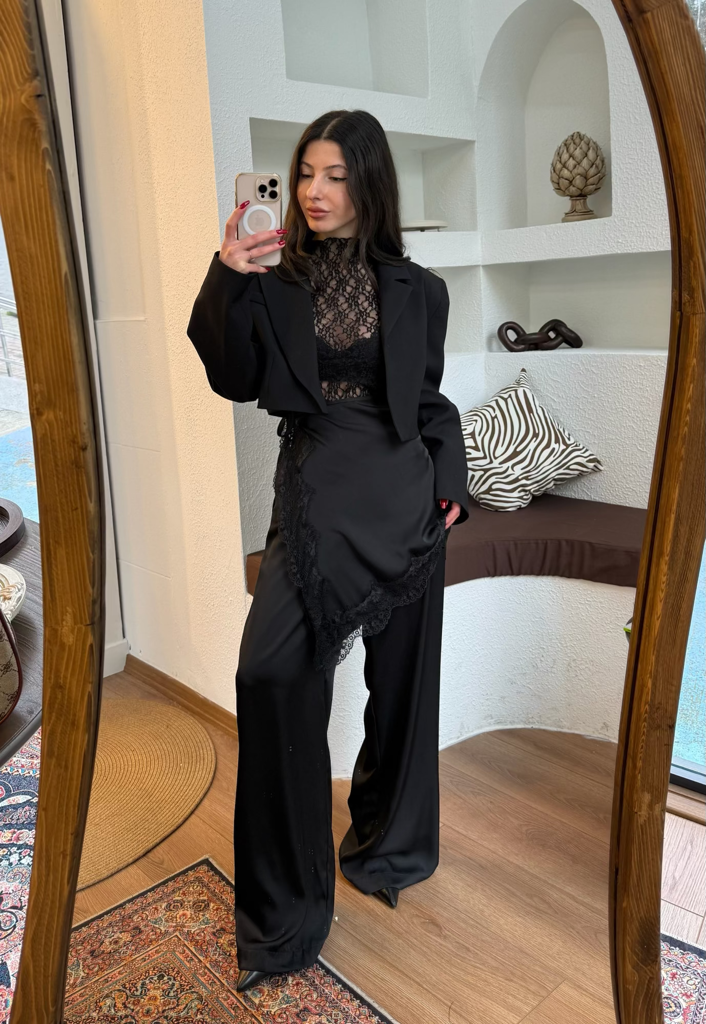 Saten dantel bağlama detaylı pantolon