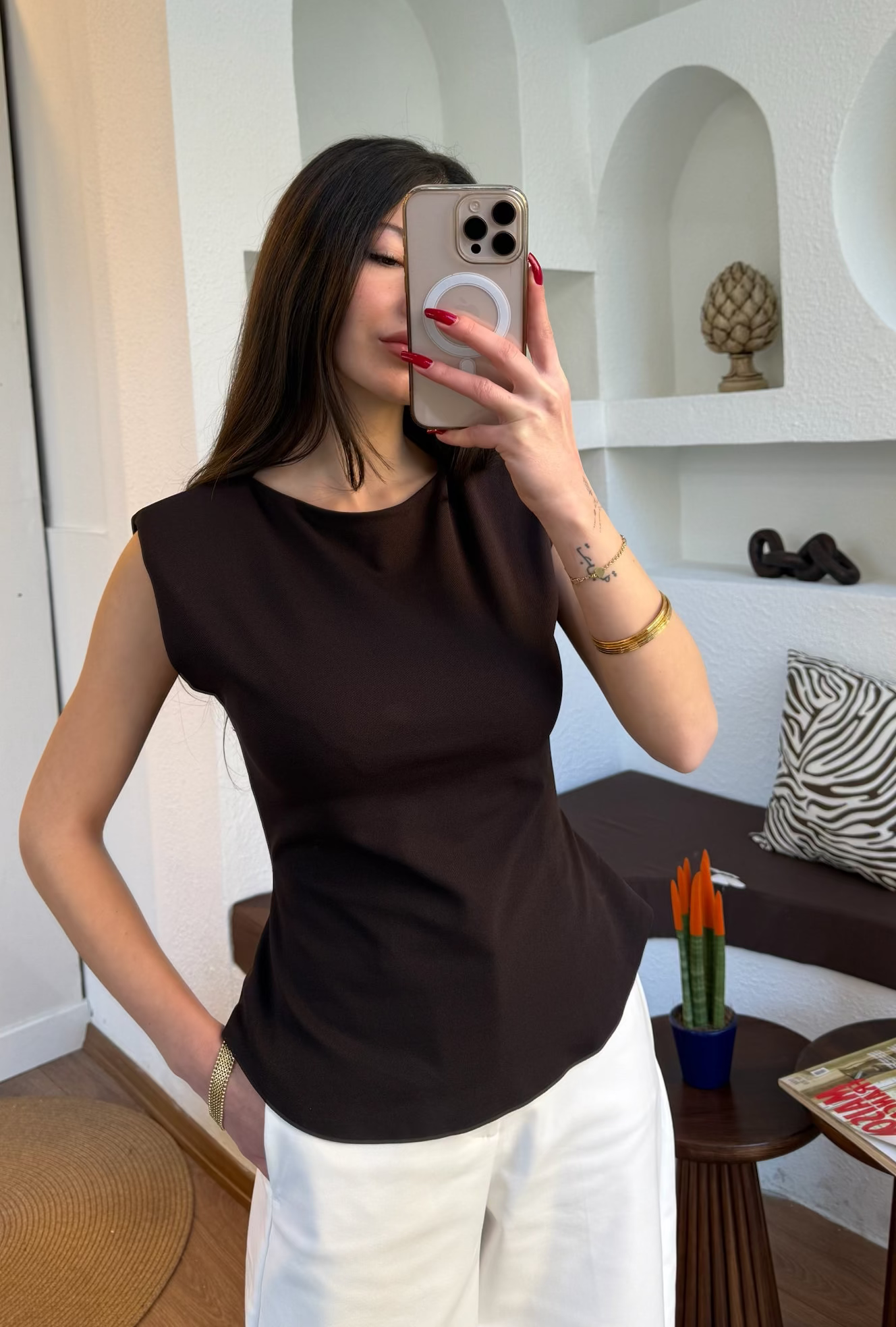 Vatkalı bele oturan acı kahve bluz