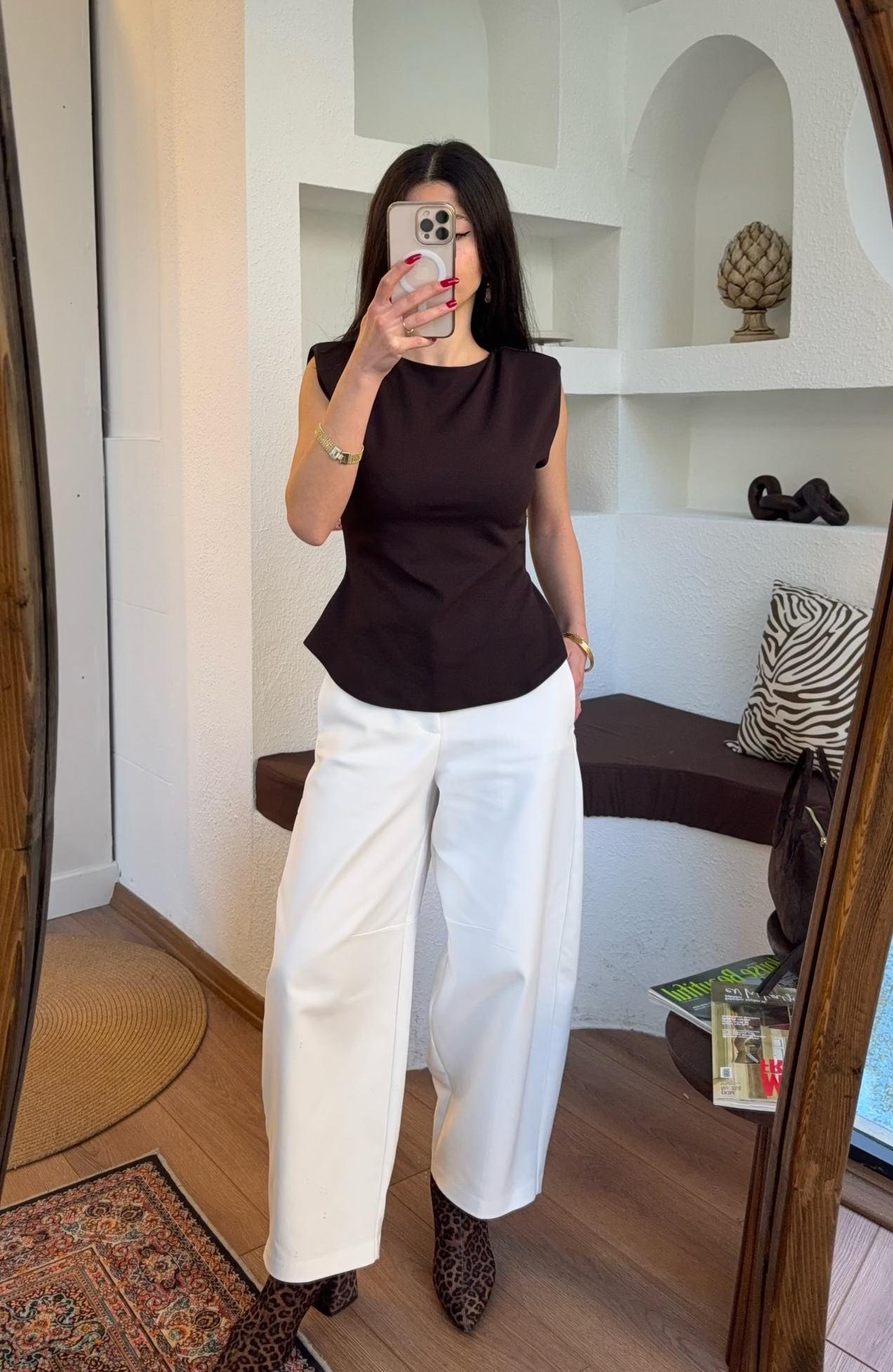 Vatkalı bele oturan acı kahve bluz