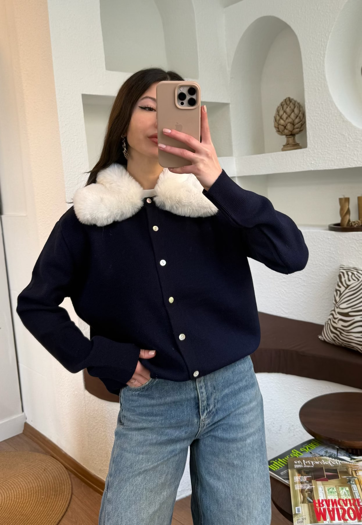 Kürk yaka lacivert triko hırka